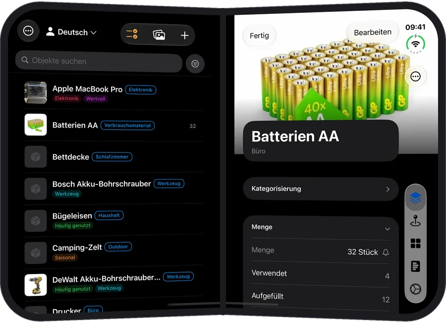 Das iPhone Duo auf der Seite, links die Liste der Gegenst&auml;nde, rechts Batterien AA ge&ouml;ffnet